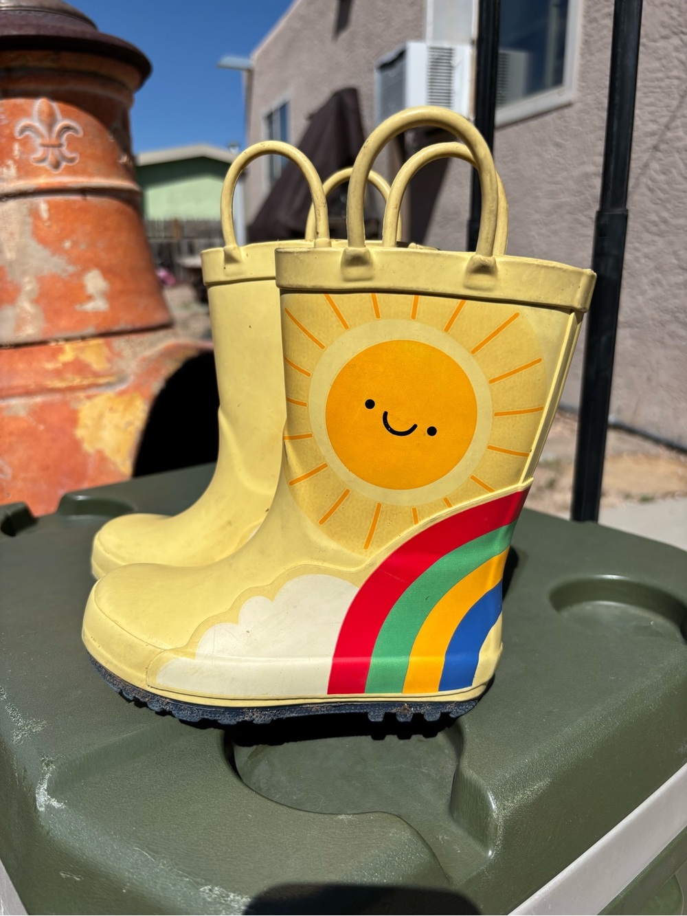 Cat & Jack Yellow Rain Boots with Sun & Rainbow Design Size 8 - Picture 3 of 6